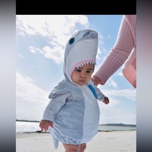 Baby shark costume